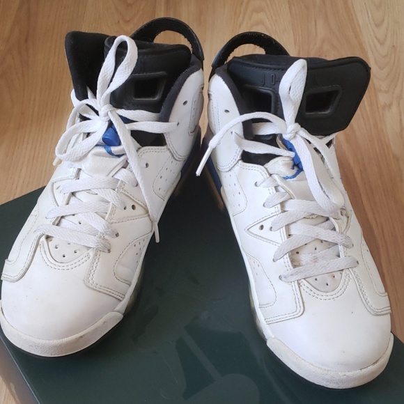Jordans - Picture 1 of 6